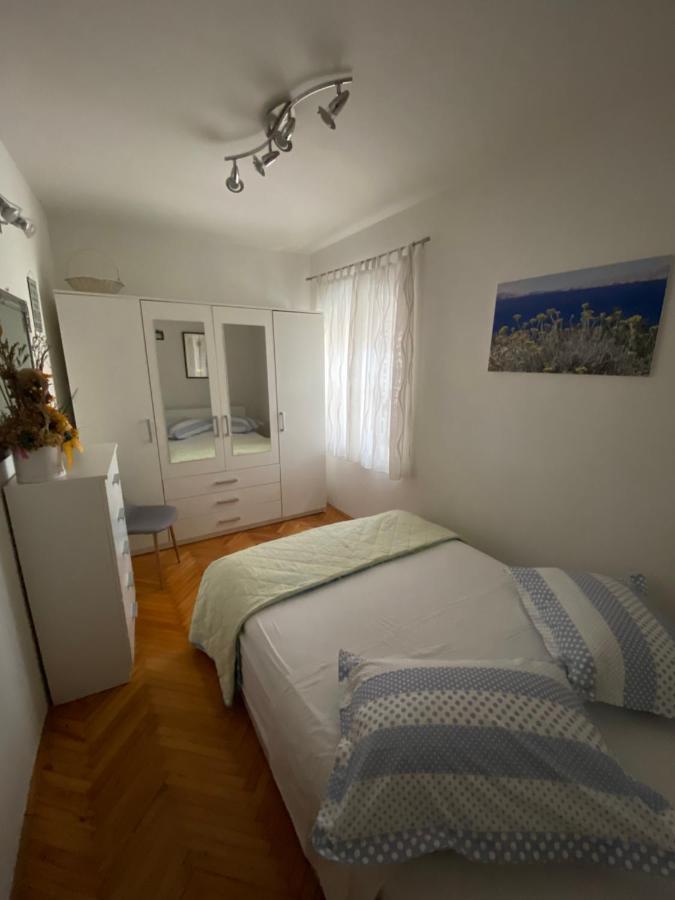 Apartman Rose Appartement Makarska Buitenkant foto